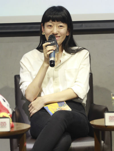 张天翼灵性文字粉墨笑中带泪抒写北漂生活