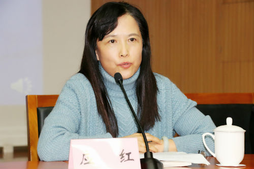 人民文学出版社应红副总编辑在《当代》与青年作家创作论坛上总结发言