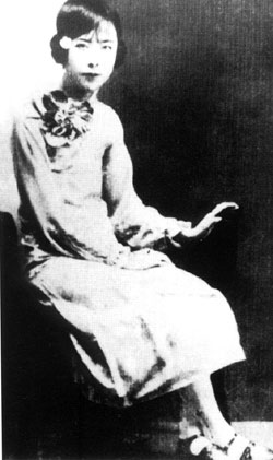 张学良太太于凤至 (资料图)