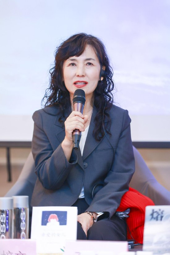 从《熔炉》到《远海》:孔枝泳作品分享会成功举办