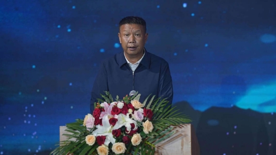 中共丽江市委常委、宣传部部长和丽军致辞（主办方供图）