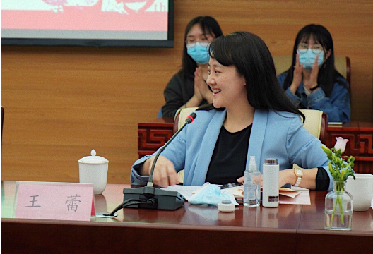 "小香咕"创作出版20周年文学研讨会在京召开