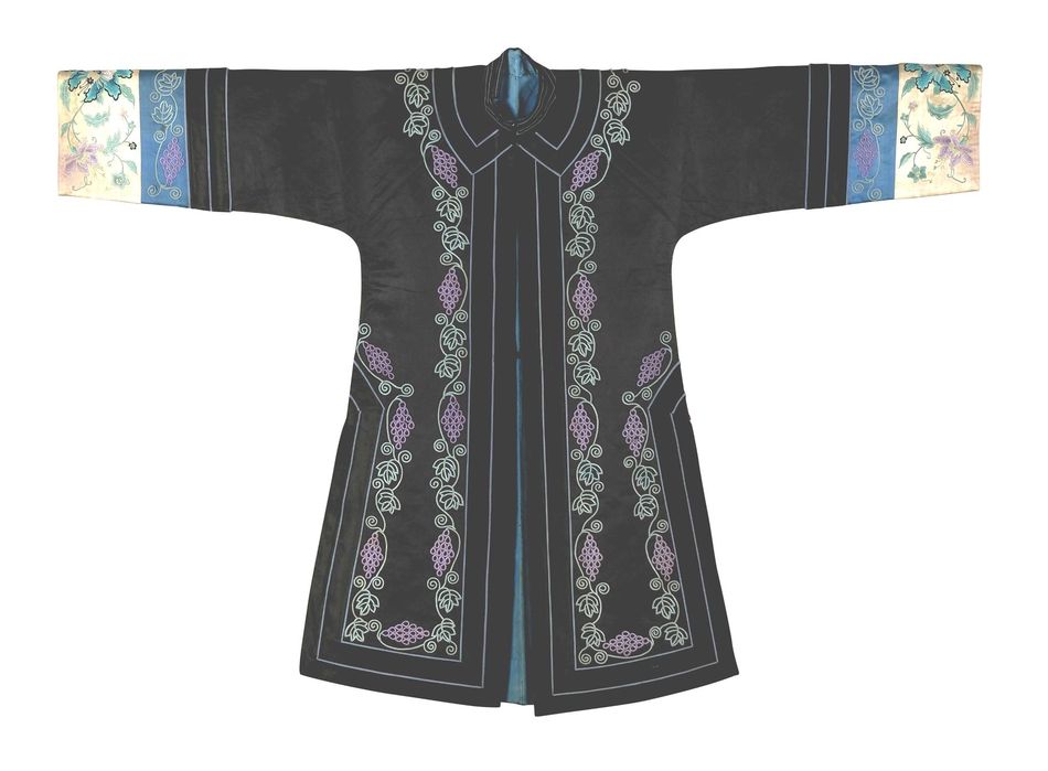 锦衣罗裙京城西域传统服装联合展