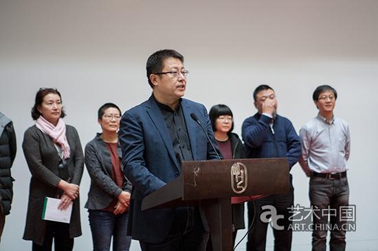 清华大学美术学院副院长张敢致辞
