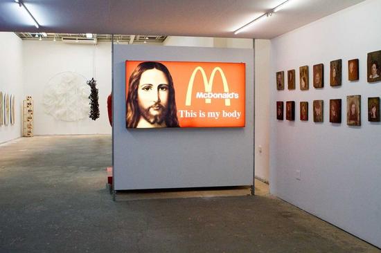 彭茨与与俄罗斯艺术经纪人,社会活动家,前政治顾问马拉特·古尔曼