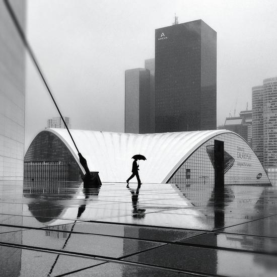 挑战极简构图:一组照片玩转黑白摄影