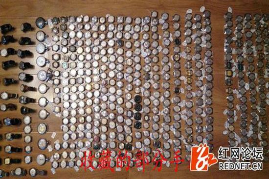 韩杰老人在红网论坛晒出来他的部分收藏（网友供图）。 