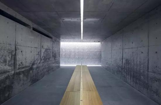 
▲ 地中美术馆内景，图片来源：Chi Chu Art Museum