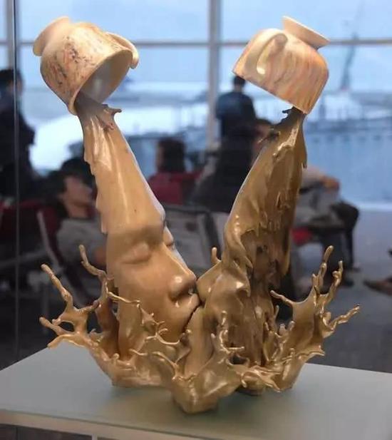 5个反重力的雕塑作品