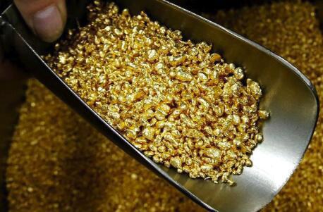 俄罗斯工厂制作金条的过程 这场面让人心砰砰直跳|金粒|金条|金水