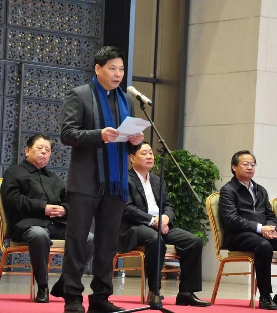 陈礼忠携弟子150余件作品举办寿山石艺术传承大展