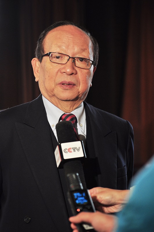 cctv4频道采访蒋孝严先生