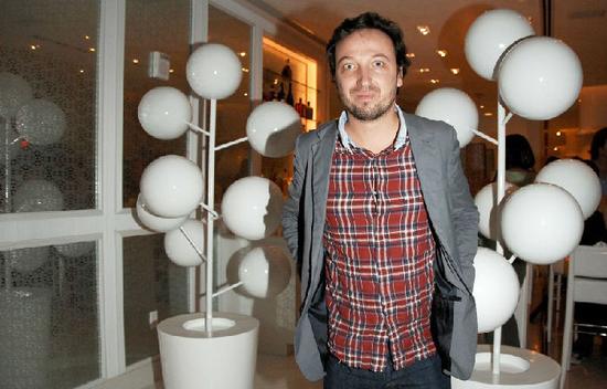 艾曼纽·贝浩登 图片：Nick Hunt、Patrick McMullan