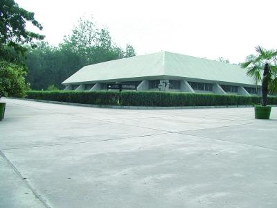 一号墓保护建筑存在安全隐患图片来源：博物馆官方微博