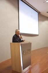 桑园:庄弘醒绘画作品展在南京艺术学院美术馆展出_油画雕塑_新浪收藏_新浪网