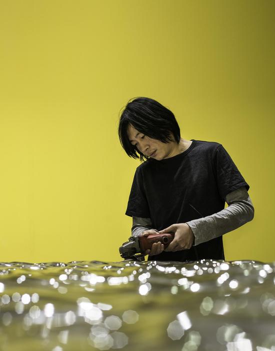 北京芳草地展馆推出郑路国内首次大型个展《唯止》_当代艺术_新浪收藏