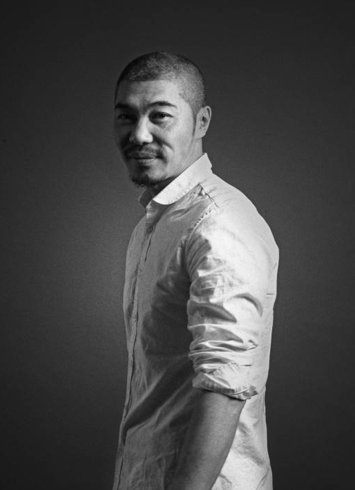 雕塑艺术家李遂