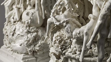 英国女艺术家"色而不淫"的白瓷艺术