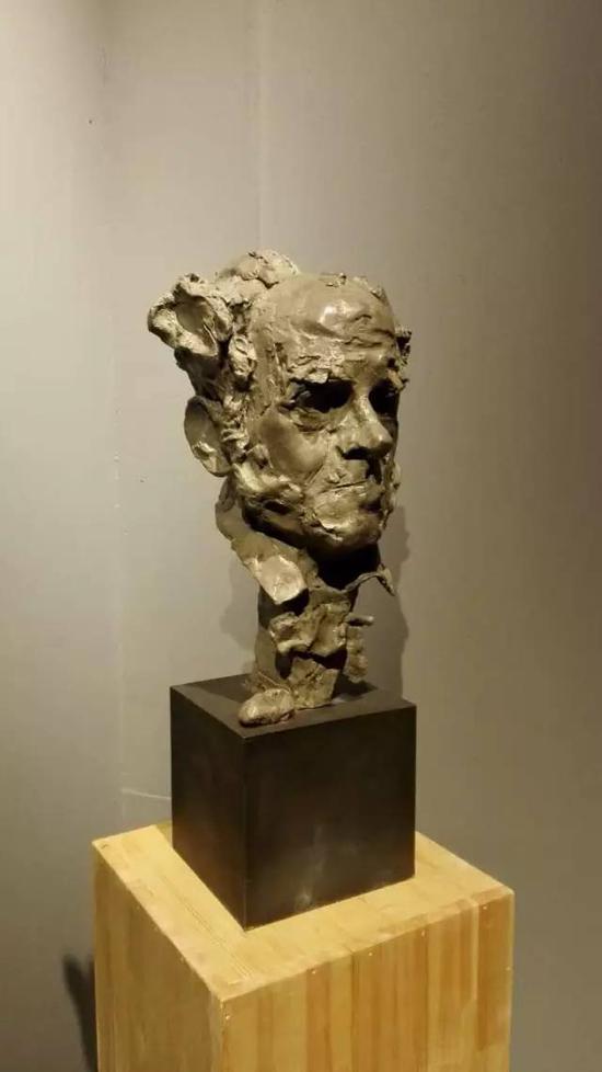 鲁迅美院 | 雕塑作品欣赏|雕塑|青铜|鲁美_新浪收藏_新浪网