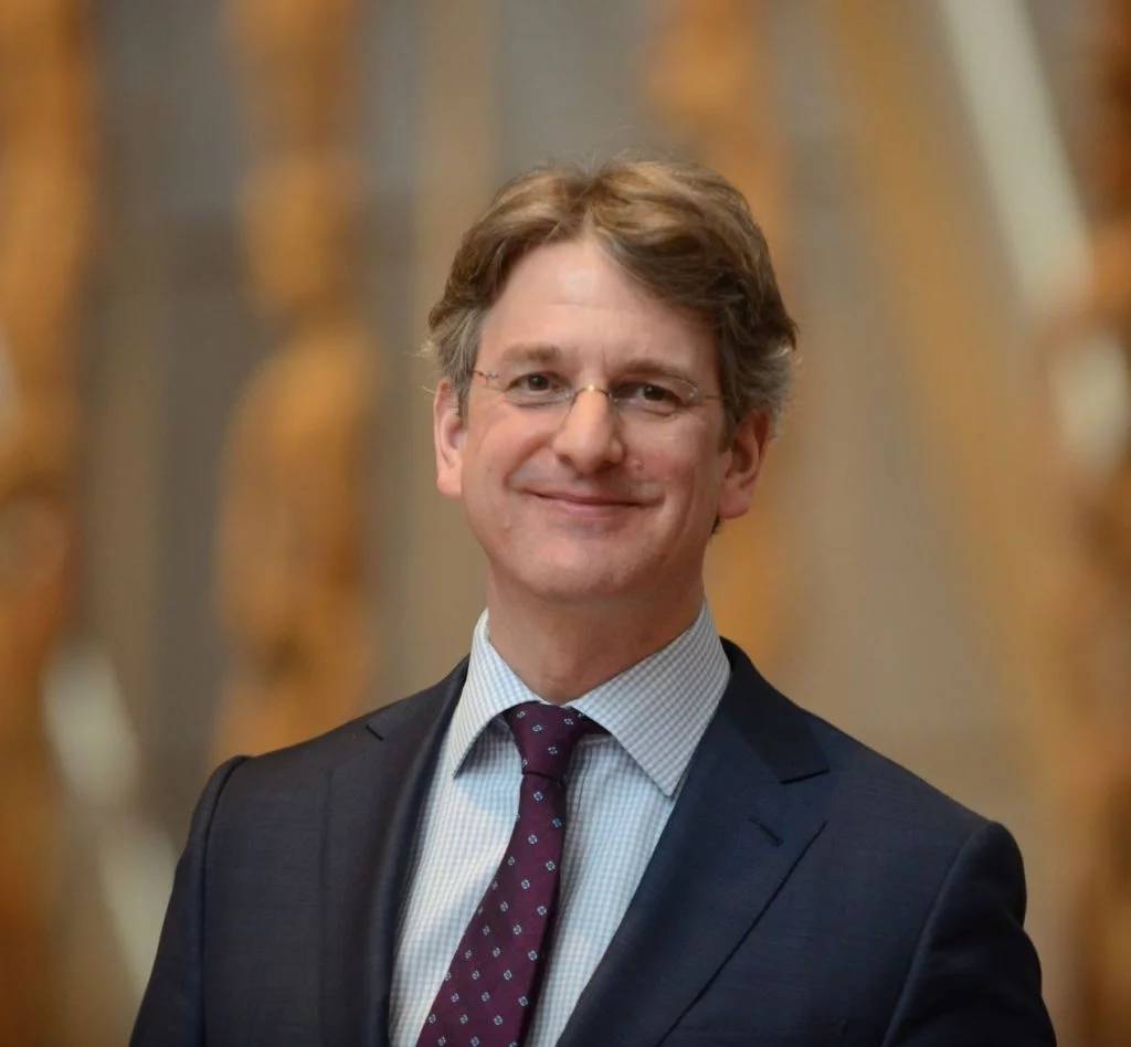 前大都会博物馆馆长托马斯的下一站会是哪里