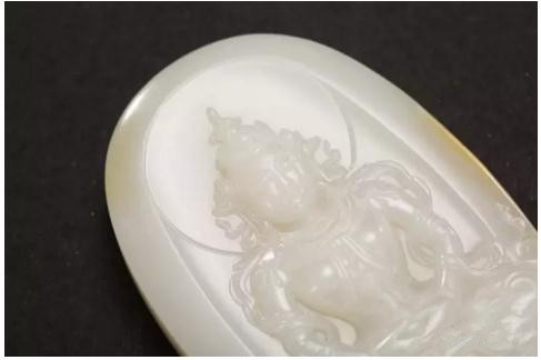 庞然 &nbsp;和田玉无量寿佛摆件

　　《斯文在兹》

　　苏州玉雕名家作品联展作品