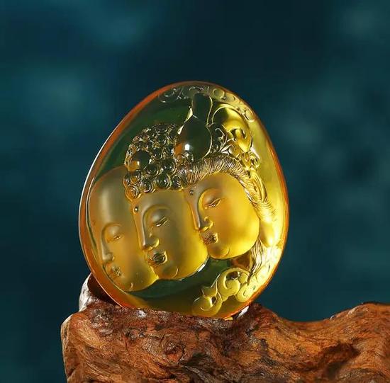 《东方三圣》

　　作者：郑子杰