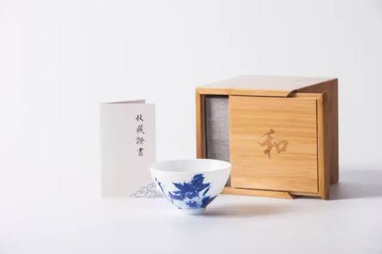 南方文交所艺术品中心新品前瞻郭石夫青花主人杯