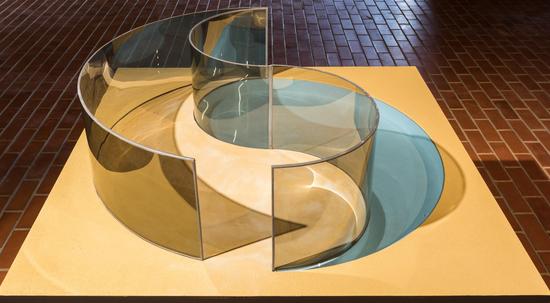 红砖美术馆再推出美国艺术家个展:丹-格雷厄姆