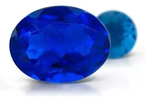 稀有宝石之蓝方石haüyne