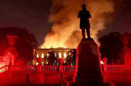 巴西国博大火或因纸质热气球引发