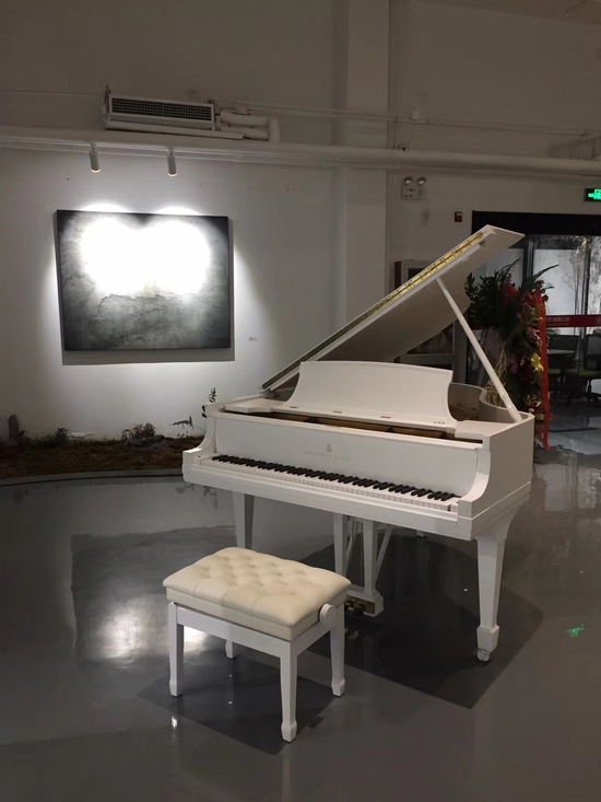施坦威古董钢琴展