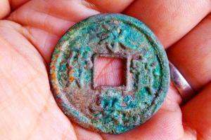 金章宗的承安宝货方孔铜钱确有真品存世_手机新浪网