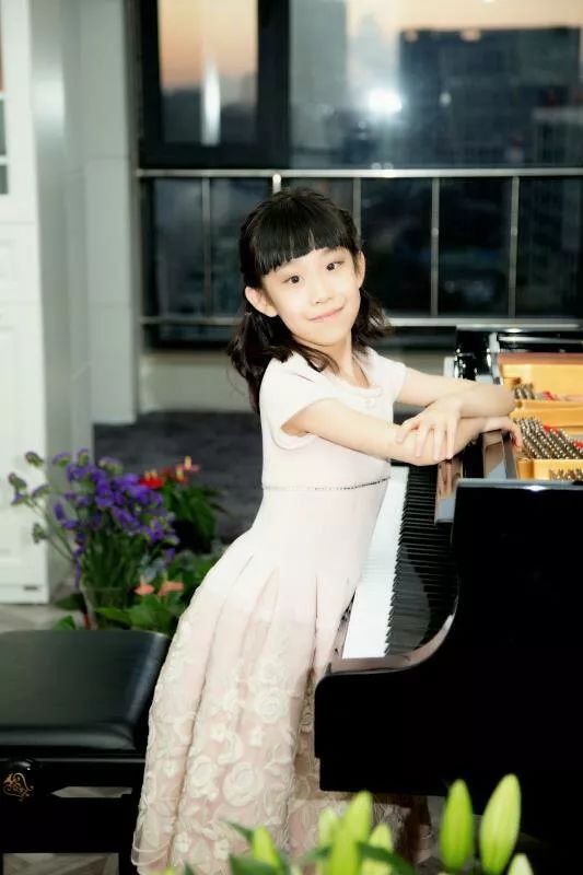 探寻北京10岁钢琴女孩张嘉诺的新时代航程