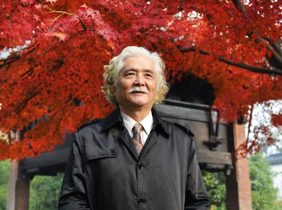 新浪推荐艺术家洪谷子