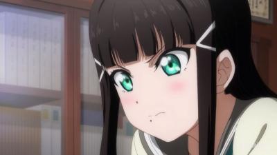 一脸不屑什么鬼水团妹子被胸袭之后的表情亮了