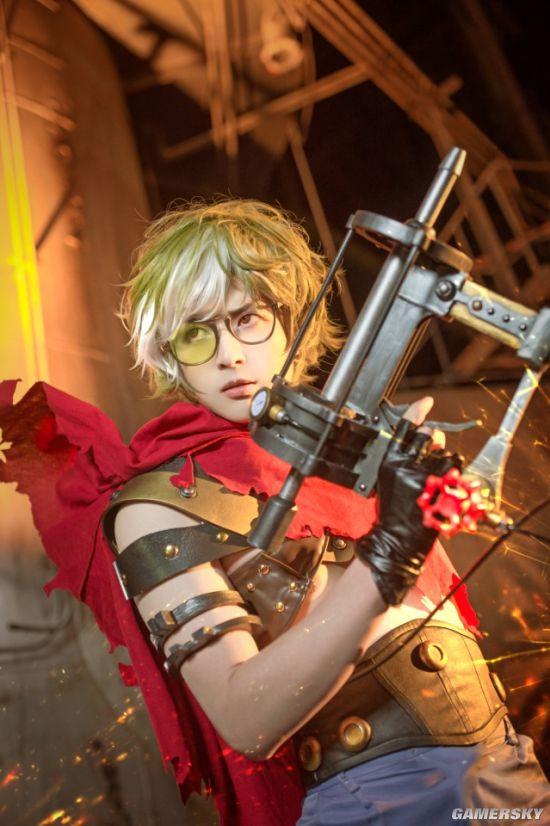 甲铁城的卡巴内瑞手游官方cos无名美如画