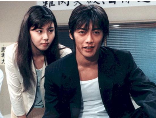 唐泽寿明与山口智子第5位:东出昌大与杏第6位:三浦友和与山口百惠第7