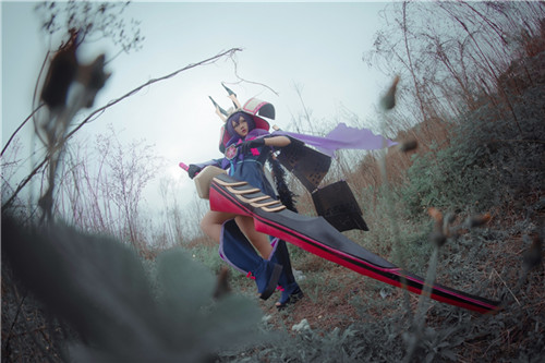 【cosplay美图】霸气美艳的妖刀姬小姐姐!我愿拜倒在你的刀下