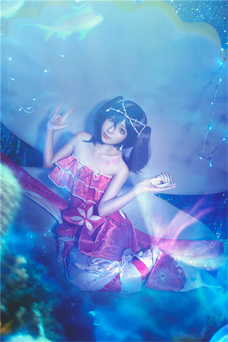 cosplay美图超激萌的人鱼妮可海中公主就是你