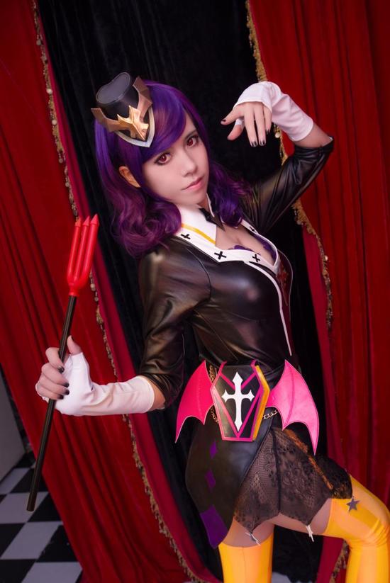 cosplay美图枪神纪trickortreat