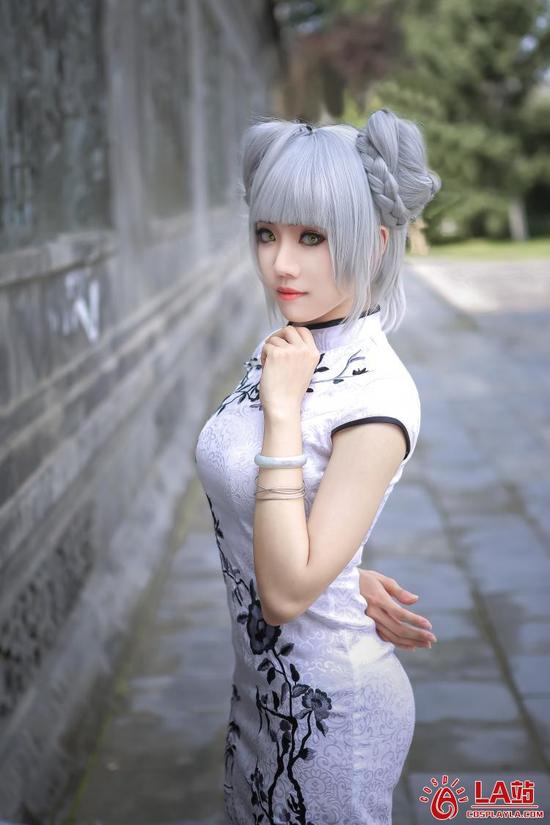cosplay美图穿越火线沙漠之鹰旗袍同人