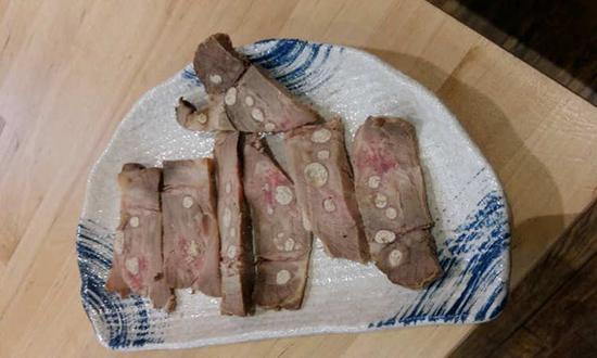 网购猪肉上长肉瘤 店主:宁砸招牌也弄清原委