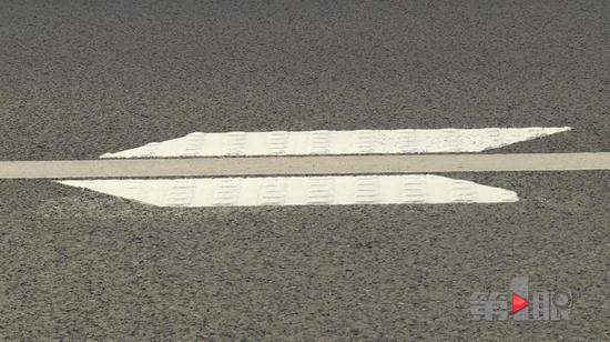 宽度从10厘米增加到30厘米,属于道路交通标线新国标中新增的标线之一