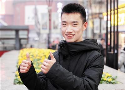 倪子鱼接受采访.本报记者 高科 摄