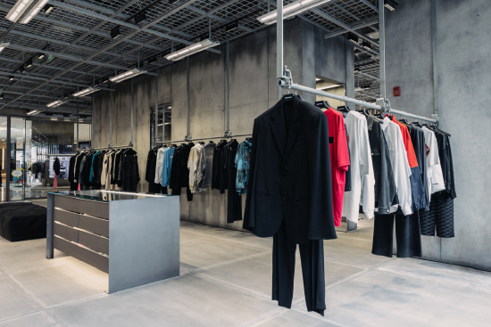 balenciaga重庆ifs门店现已开幕