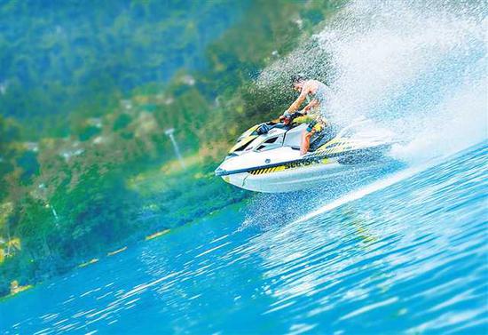 万盛众多体育旅游公园项目之一——板辽金沙滩水上运动