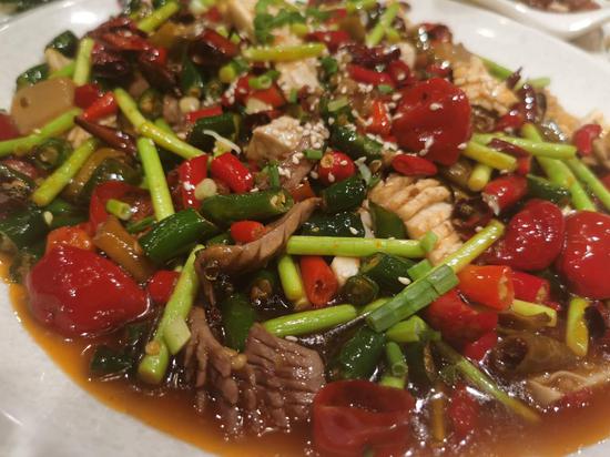 麻小撸串夜啤酒样样有 重庆人夜宵的正确打开方式