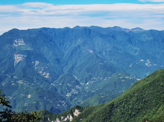 坐落于秦岭大巴山深处的金岩村景色 &nbsp;&nbsp;摄/廖国栋