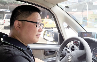 让外地人快速了解重庆出租车司机有一整套妙招