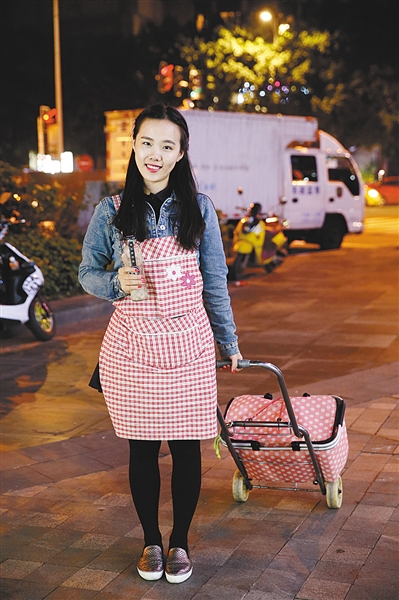 重庆九街有位雪梨西施长相神似刘诗诗